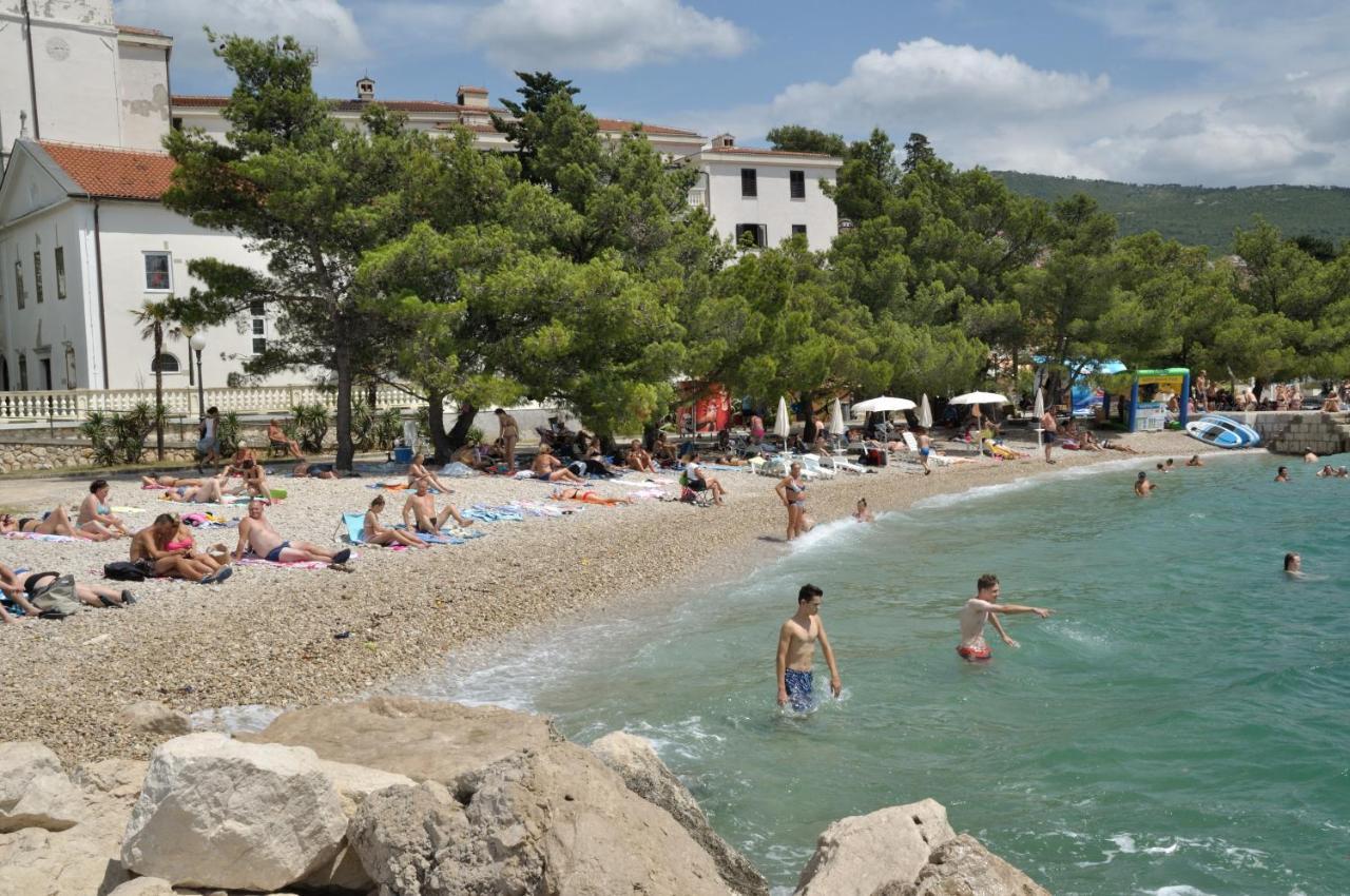 Paril Lägenhet Crikvenica Exteriör bild